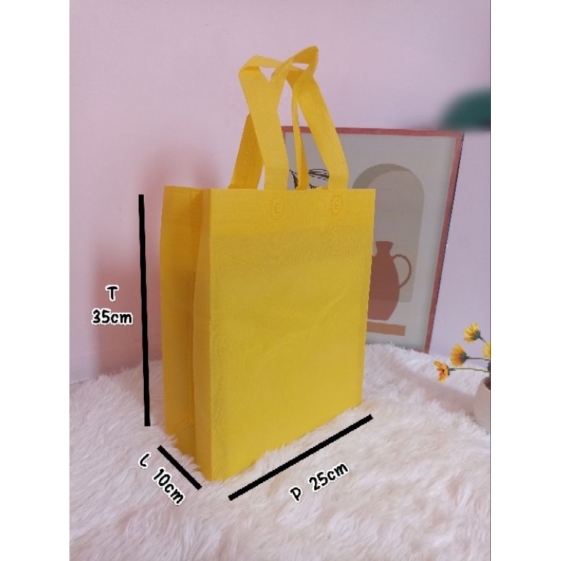 

(LUSINAN 12 PCS) Goodie bag BB 25x35x10/ tas hampers/tas hajatan/tas souvenir/standing bag