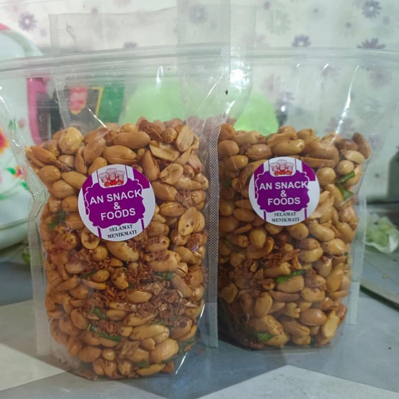 

kacang goreng bawang putih