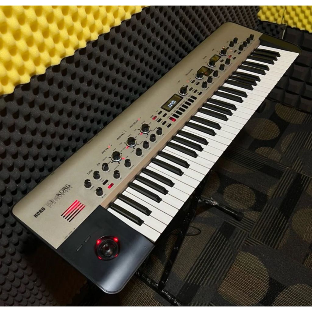 BILLY MUSIK - KORG KingKORG Tube Preamp Analog Modeling Synthesizer