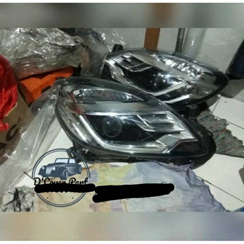 headlamp lampu depan Honda mobilio RS 2015