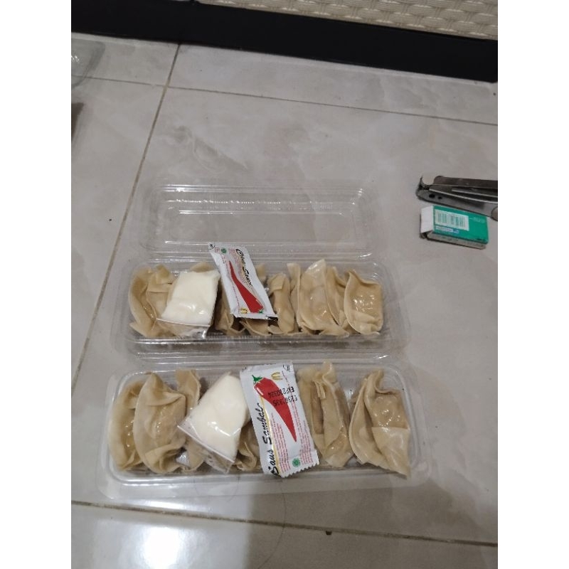

gyoza ayam