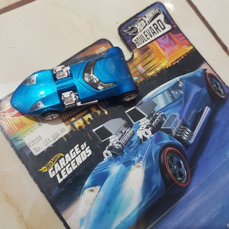 Hot wheels boulevard