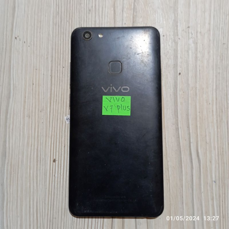 Mesin Handphone VIVO V7 Plus Mati Unit