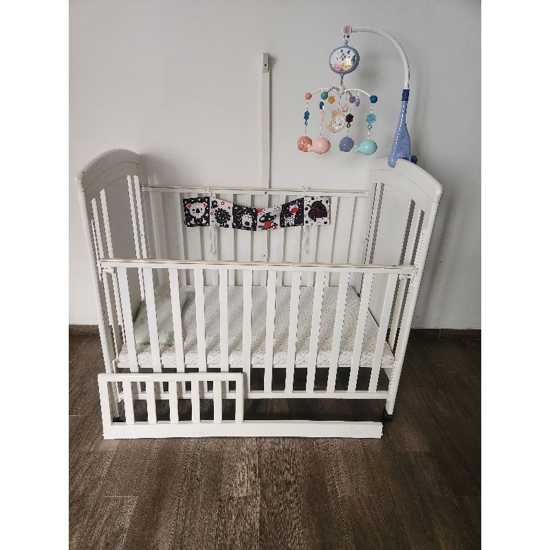 Preloved Baby Crib Little Equi. Banyak bonus Bisa COD