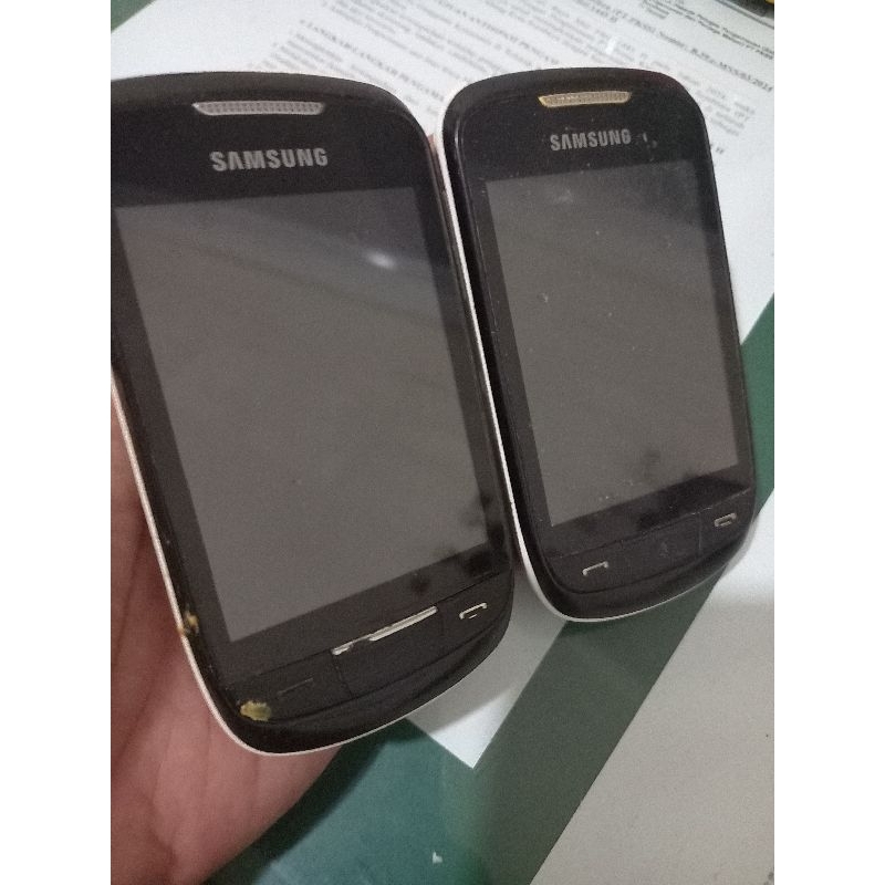 samsung gt-s3850 putih bahan