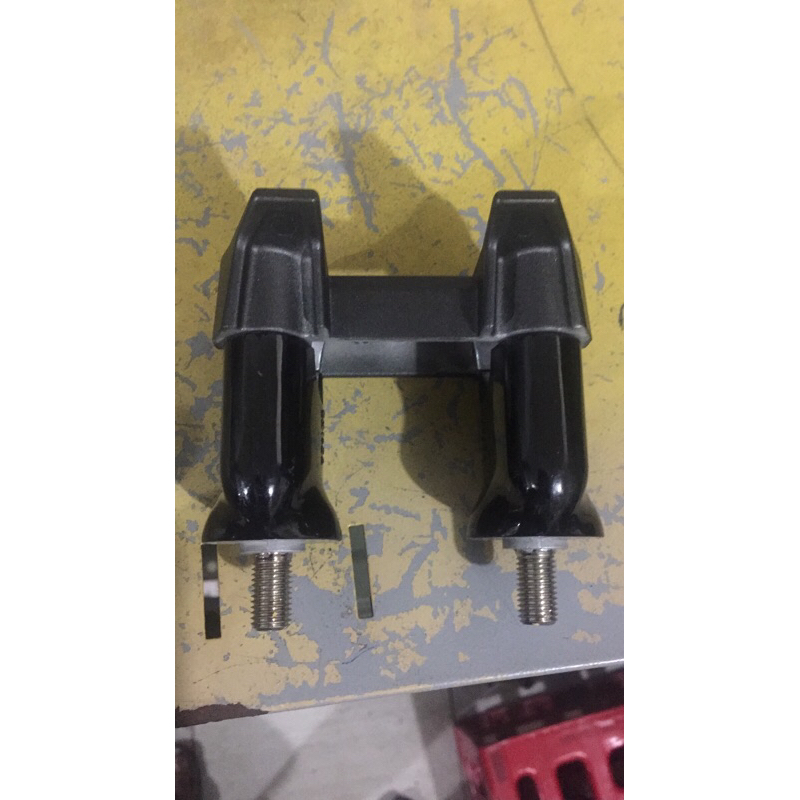 Raiser / dudukan stang kemudi beat street ( original loss pack )