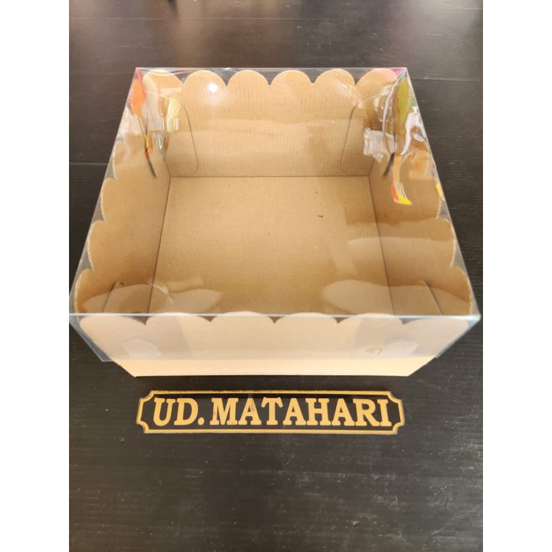 

Kardus Mika Kue Coklat 22x22x12 Dan 25x25x12 / Box Mika Kue/Box Hantaran