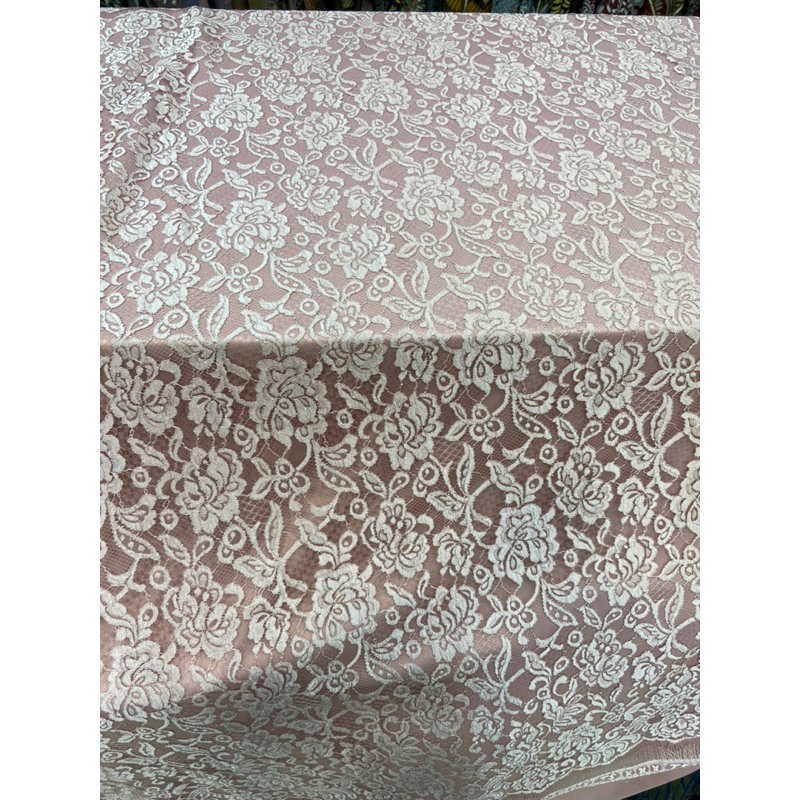 brokat semi prancis ,brokat premium, semi prancis potongan