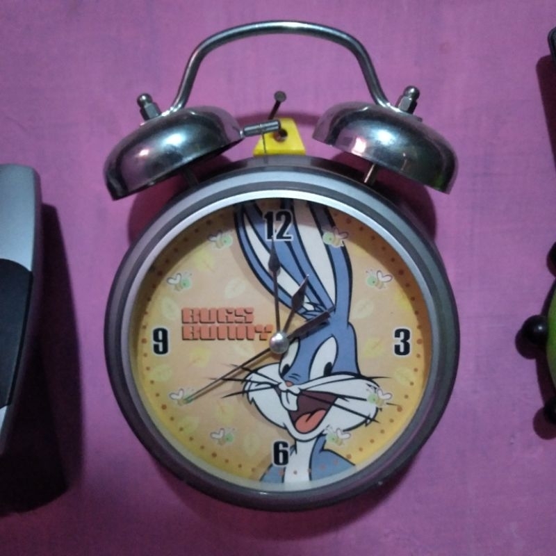 jam weker jadul muarah meriah