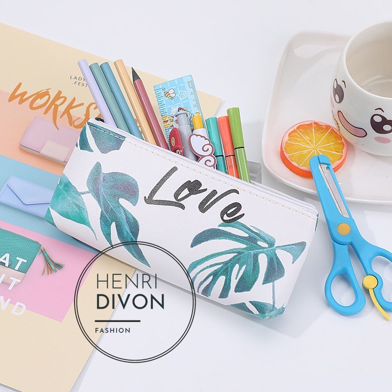 

Tempat Pensil Love Leaves Pencil Case Alat Tulis Aesthetic Korean Style Resleting PU Leather
