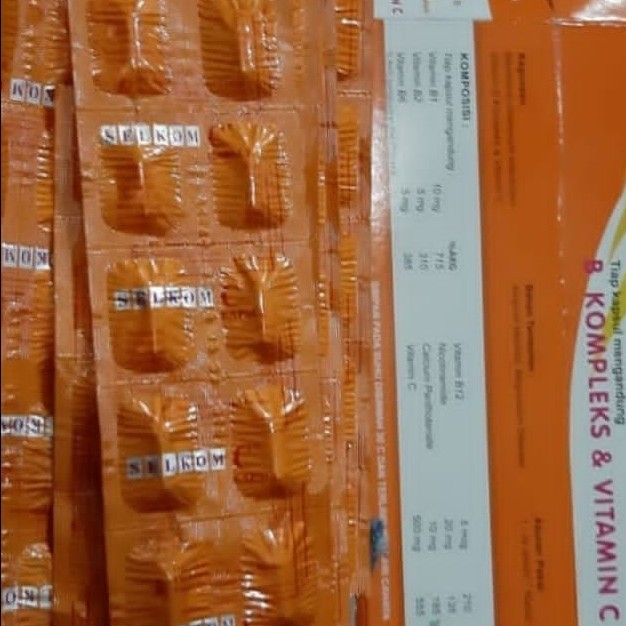 Selkom C strip 10 kapsul