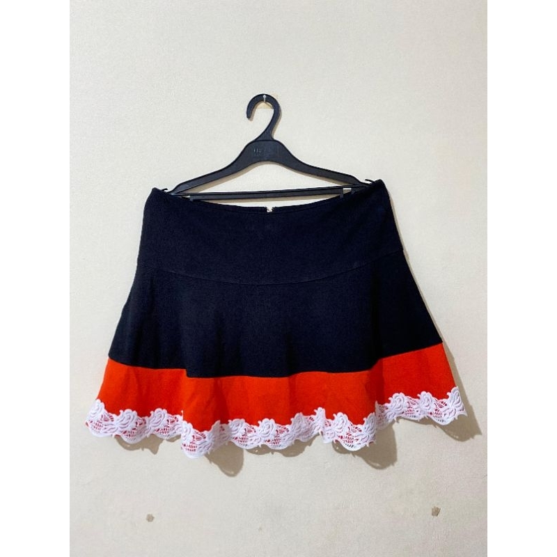 Rokcel rok celana hitam renda lace wanita preloved