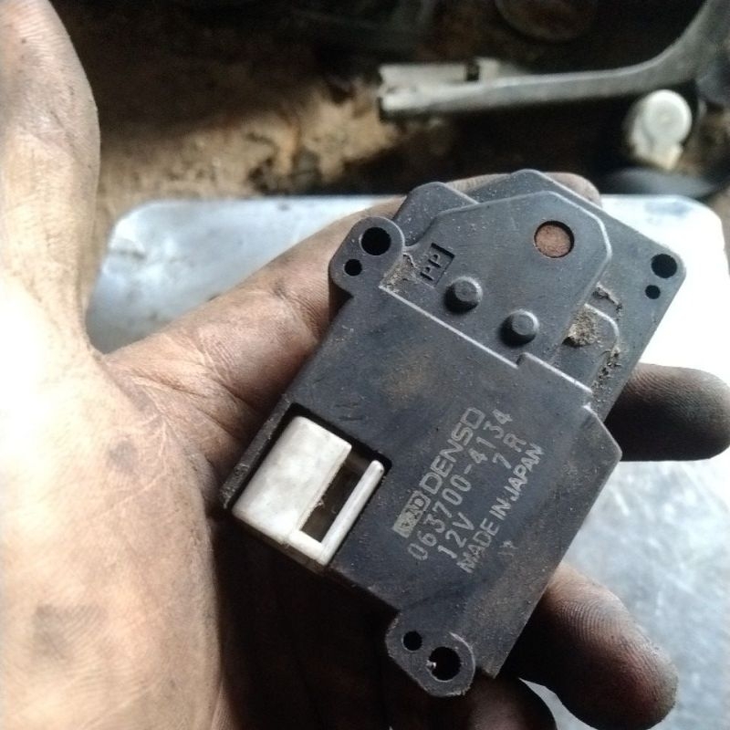 Relay heater AC Toyota Corona absolute