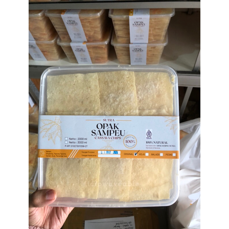 

Opak Sampeu Sutra Keripik Singkong Casavana Chips Kicimpring Box