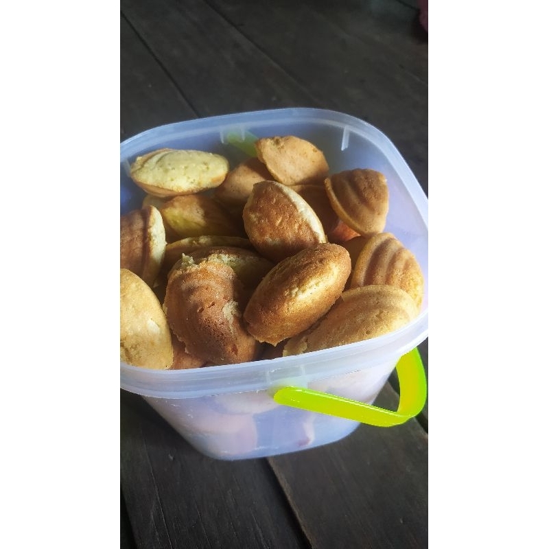

Kue Bolu belimbing jadul