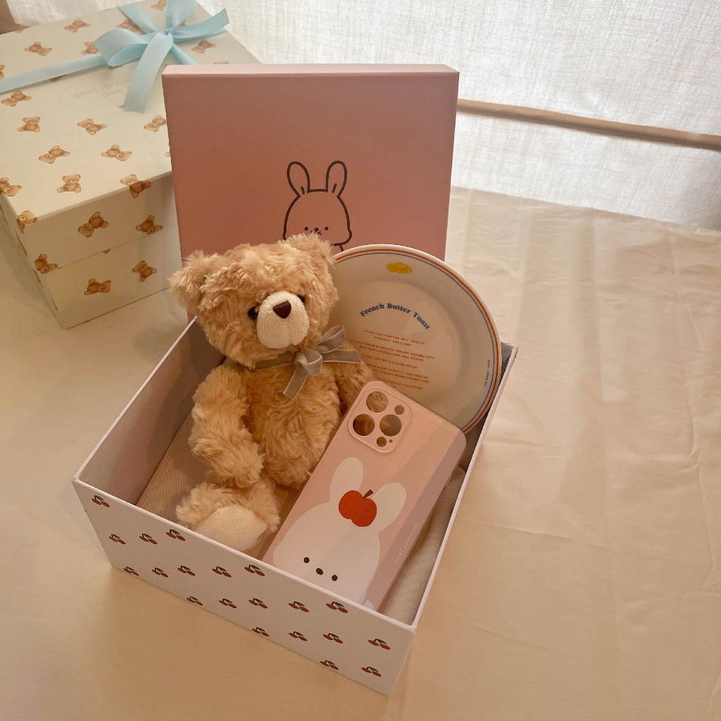 

The Bunny Tales Premium Gift Wrap | Gift Box | Kotak Kado 20 x 20 cm