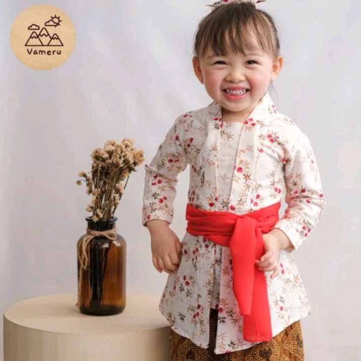 Ready Stok KEBAYA ANAK SETELAN KUTUBARU JAWA REMAJA DEWASA BUNGA VINTAGE JADUL CLASSIC KATUN JEPANG 