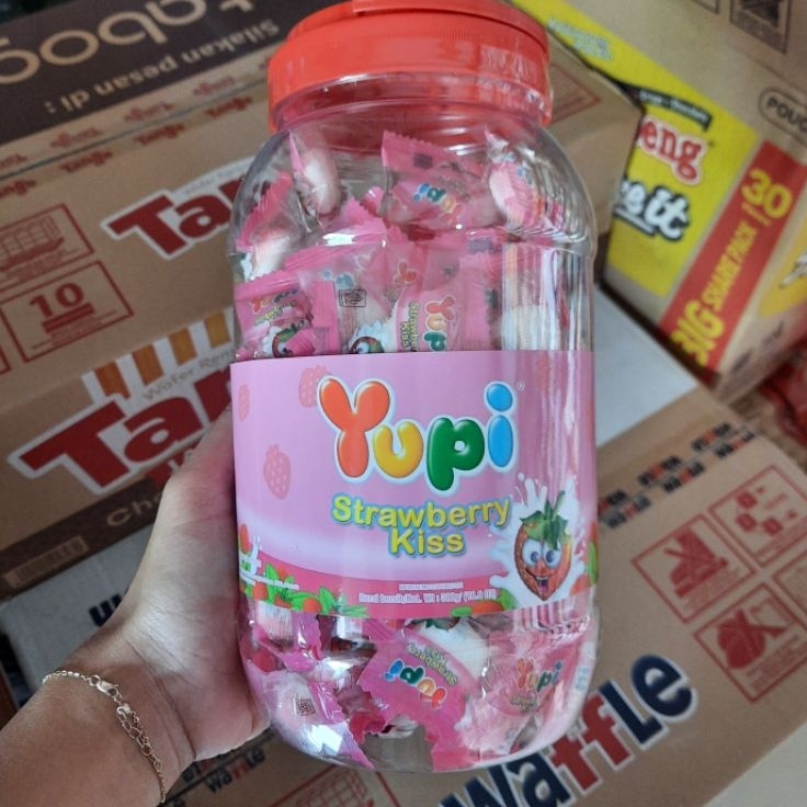 

Sale sale Permen Yupi Yosan Toples