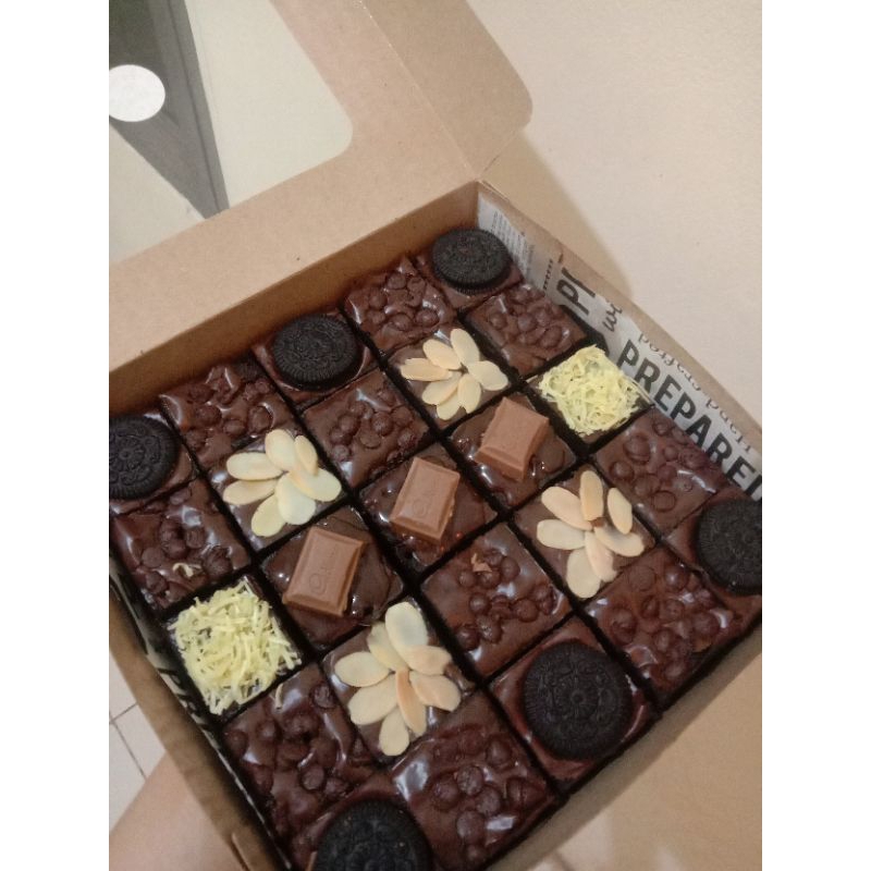 

Brownies 25 potong