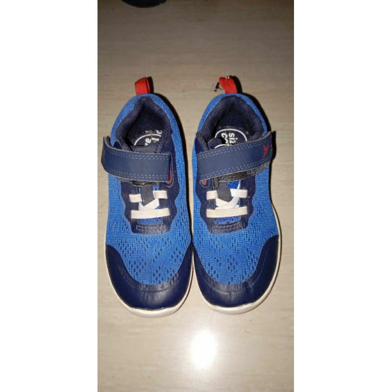 sepatu anak decathlon NEW size 27