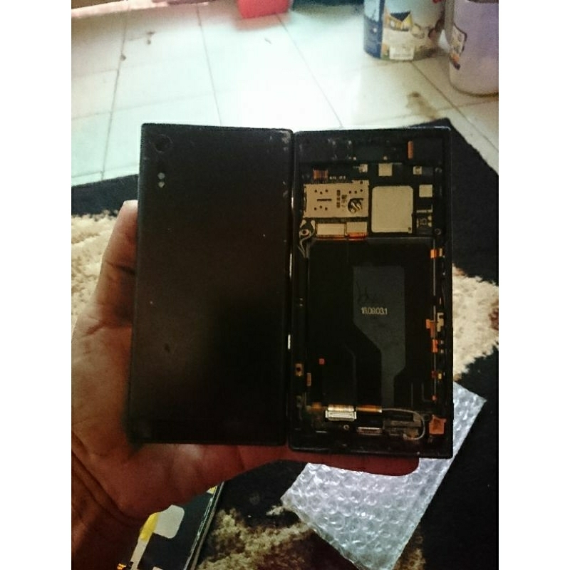 Mesin sony  XZ 3/32 minus speaker atas short