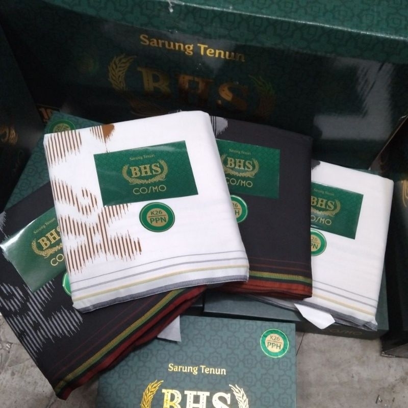 Sarung BHS Cosmo Gold Hitam, Putih Polos 100%Original