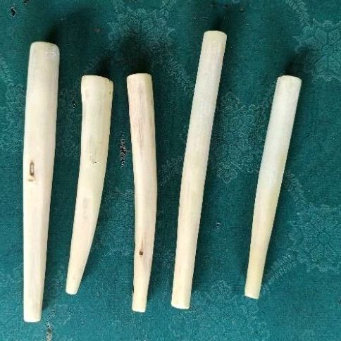 PIPA ROKOK DARI KAYU DIBUAT MIRIP SEPERTI GADING