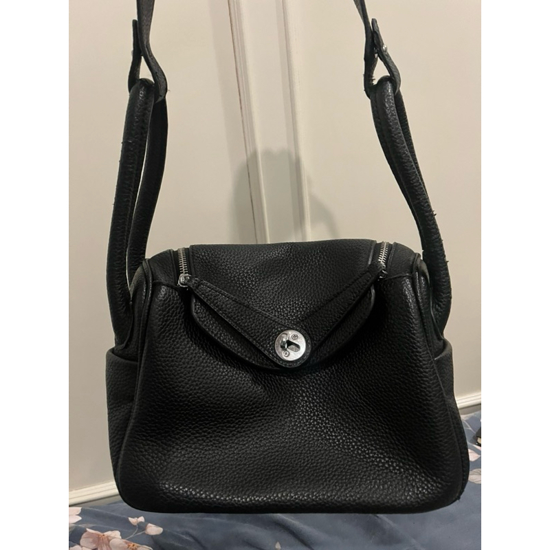 Tas Wanita warna Hitam