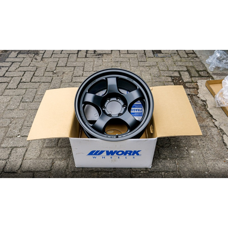 Work Meister S1 3P R18 x 9 ET +18 PCD 6x139 Fit On Fortuner VRZ, All New Pajero Sport, Hilux