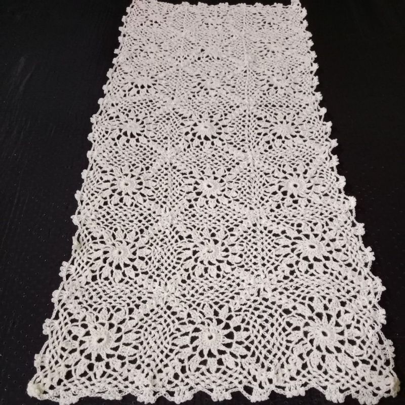 Taplak Meja Tamu Rajutan