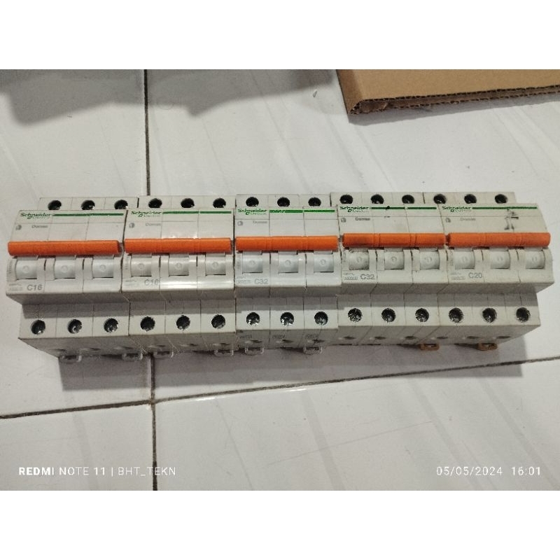 MCB Schneider 3P 16A