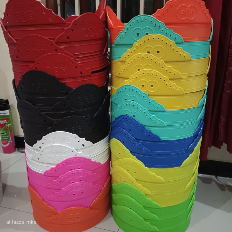 Tebok sangkar pleci sedang (diameter 27cm)