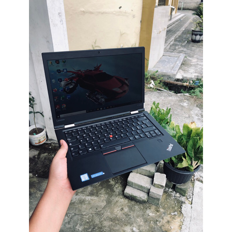 laptop lenovo thinkpad x1 carbon, warna hitam generasi 6 (second like new)