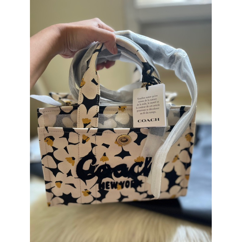 Coach Cargo Tote 26 With Floral Print (Butik)