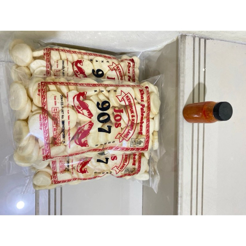 

paket 3 bungkus KEMPLANG MINI SUPER IKAN TENGGIRI +1 BOTOL CABE PEDES NAMPOL