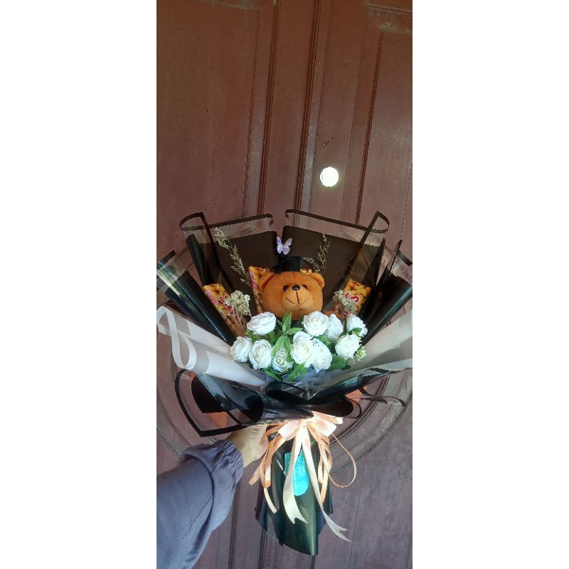 BUKET BONEKA/BUKET BUNGA DAN BONEKA/BUKET BUNGA/BUKET WISUDA/BUKET