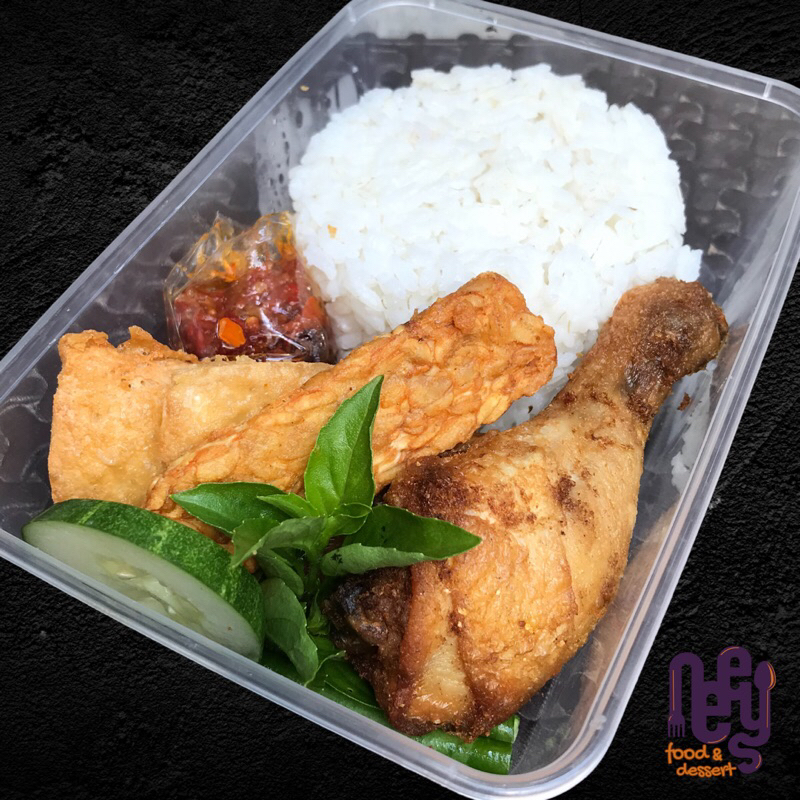 

Nasi Ayam Lalapan Manado