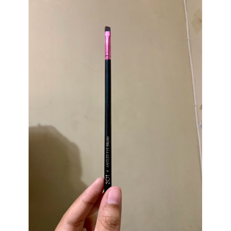 Preloved lamica angled brush - eyebrow