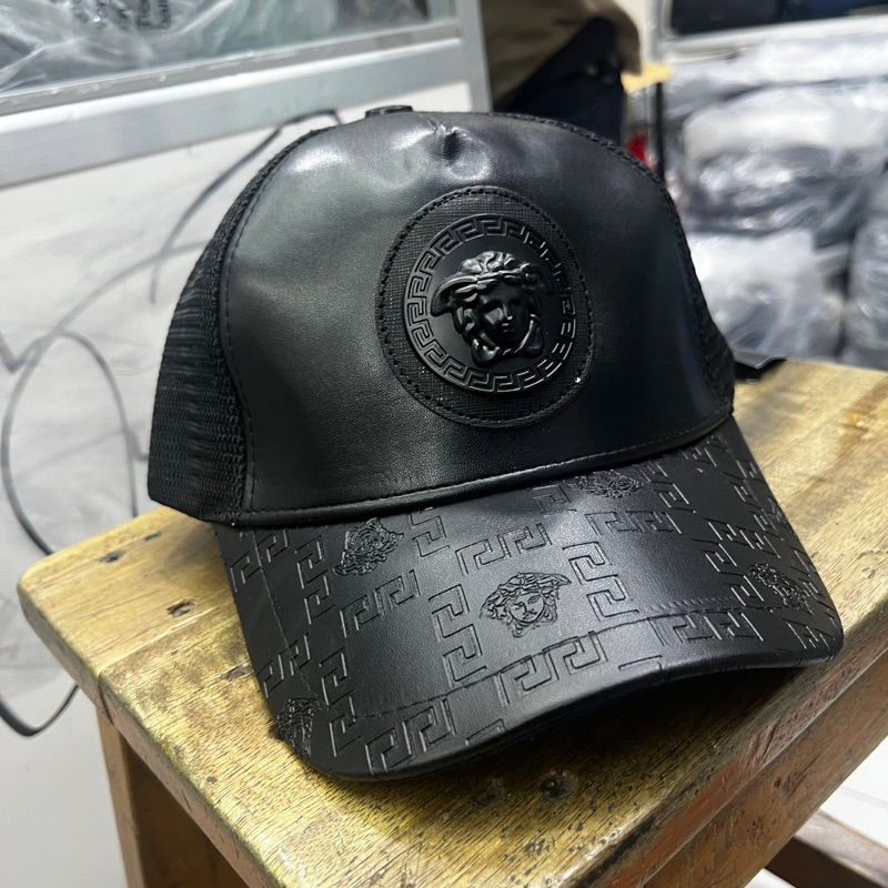 Topi pria Versace import topi pria branded