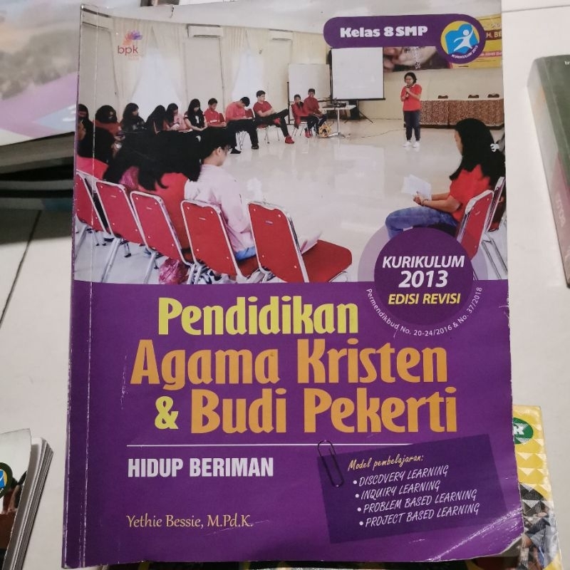 

Buku Pendidikan Agama Kristen & Budi Pekerti kelas SMP 8, 9 &10