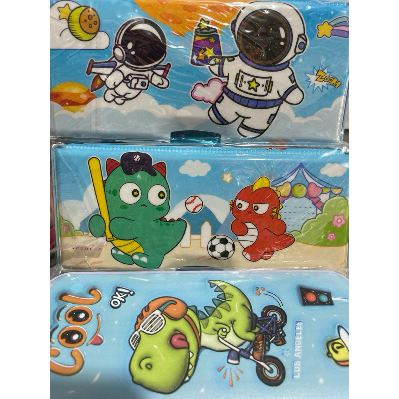 

Tempat pensil Astronot dan Dino