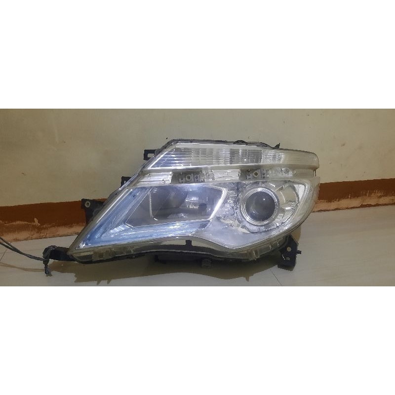 HEADLAMP SERENA C26 2012 - 2018 ORIGINAL