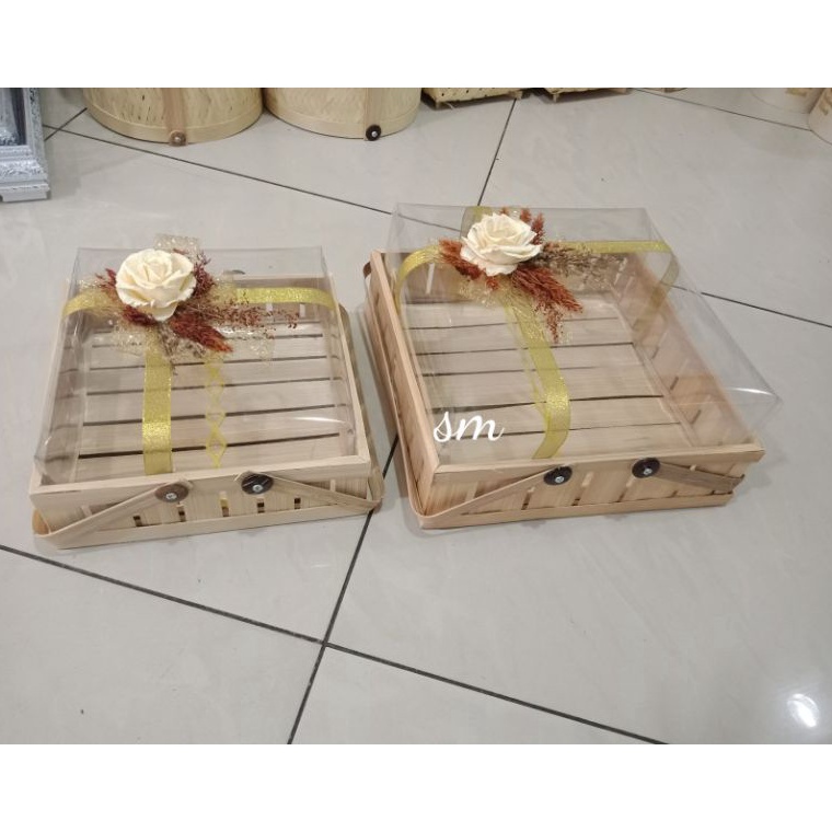 Harga Bersahabat keranjang bambu kotak kue hantaran seserahan