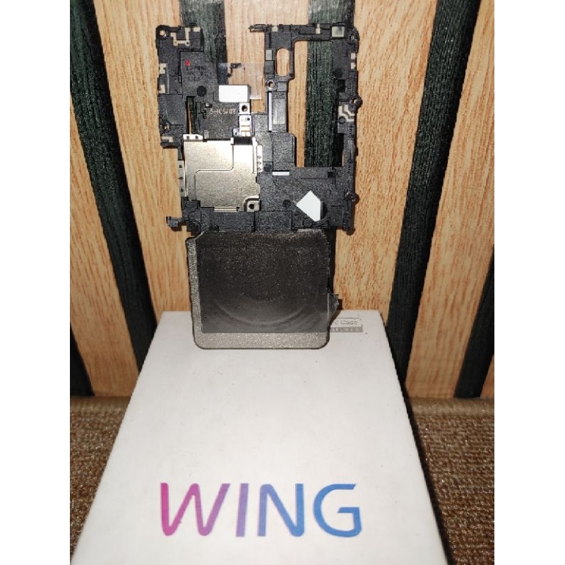 NFC dan wireless charging LG wing