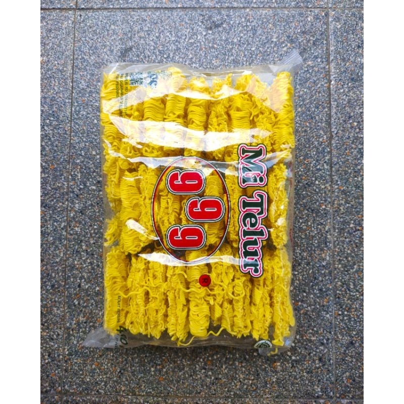 

mie telur 999 / mie seblak mentah