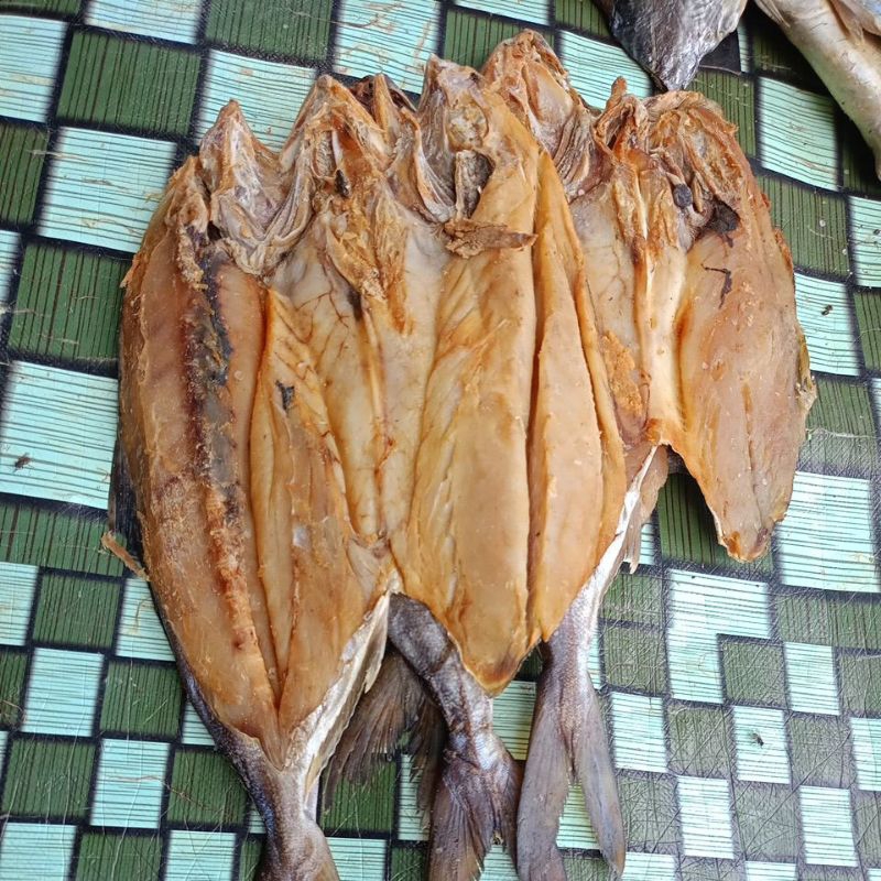 

Ikan Asin Harum Manis/Kapas Khas Tabanio (Utuh)