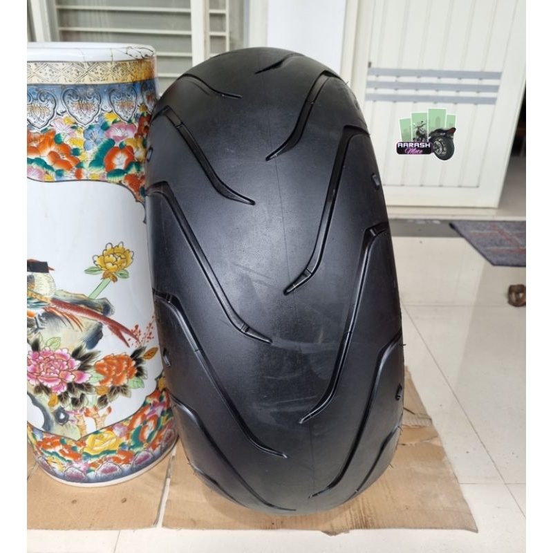 ban michelin scorcher 240/40 ring 18 not avon shinko metzeler harley fatboy