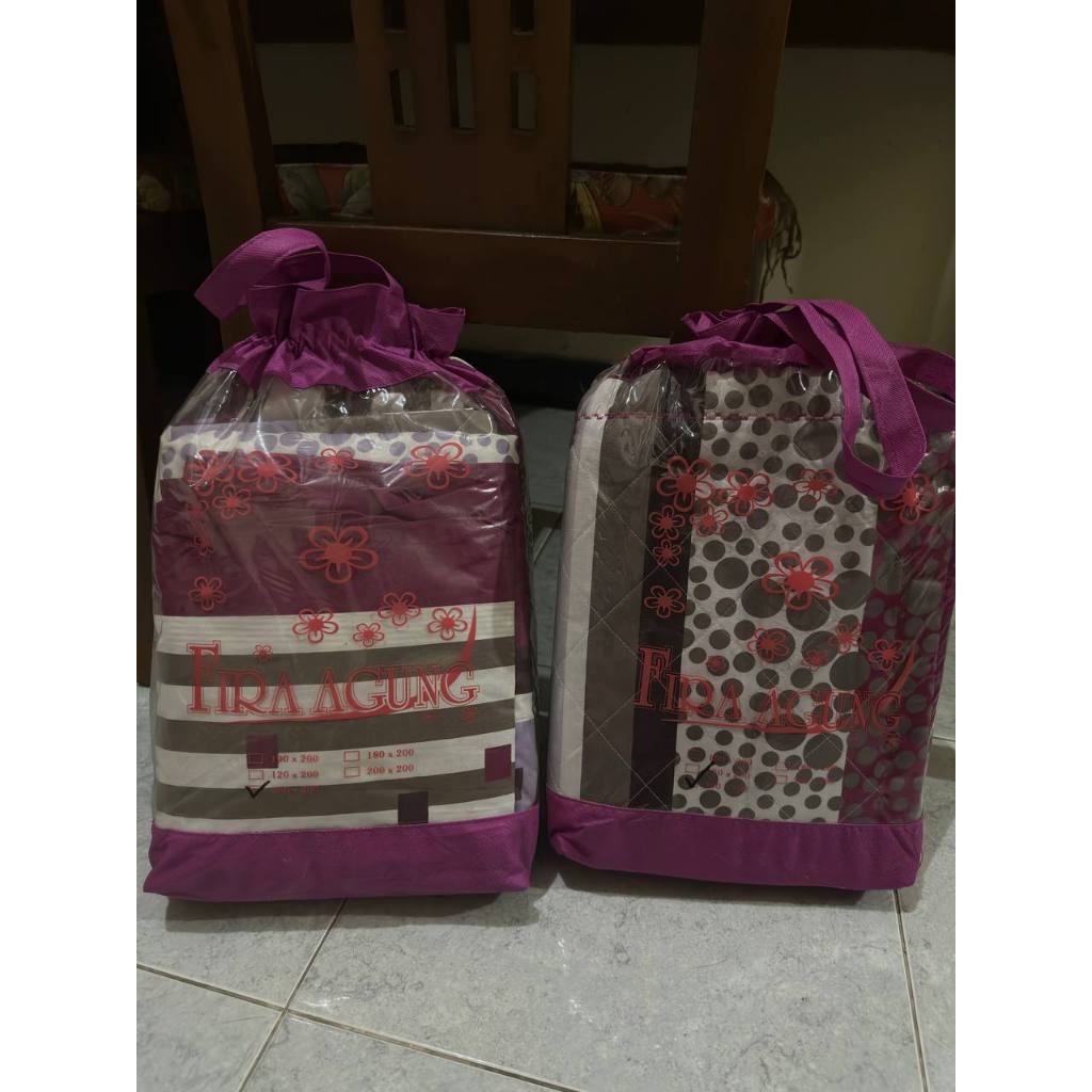 Sprei Warna Ungu Polkadot Garis Garis Ukuran 160x200cm Fira Agung