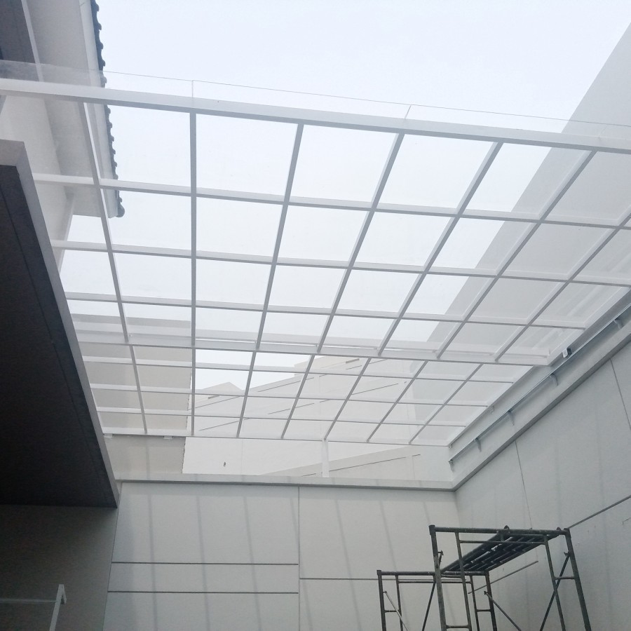 Kanopi atap bening Solarflat 1,2 mm Rangka Galvanis