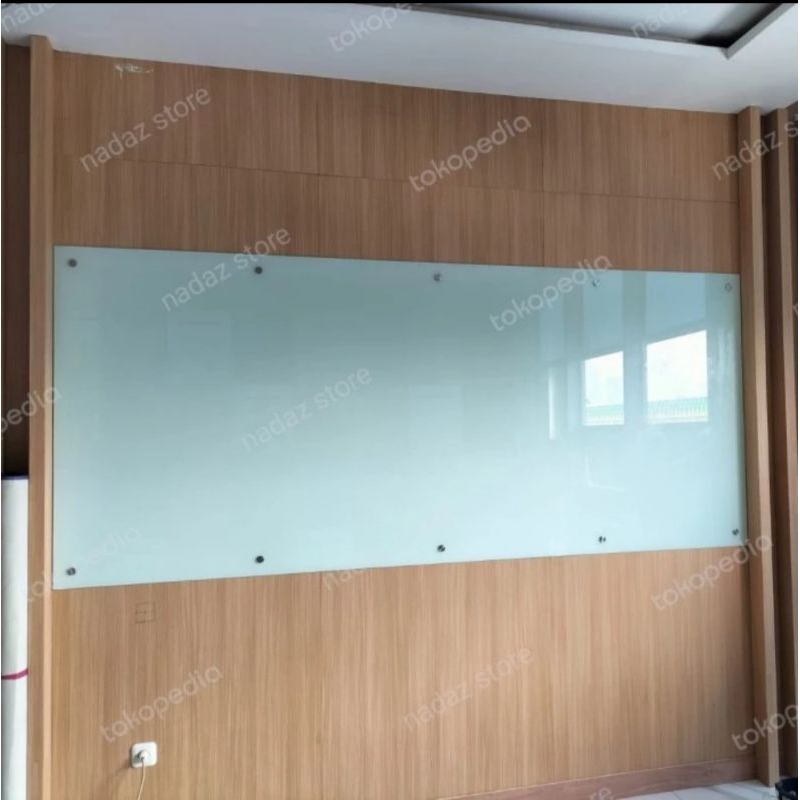 

glassboard besar / papan tulis kaca ukuran besar